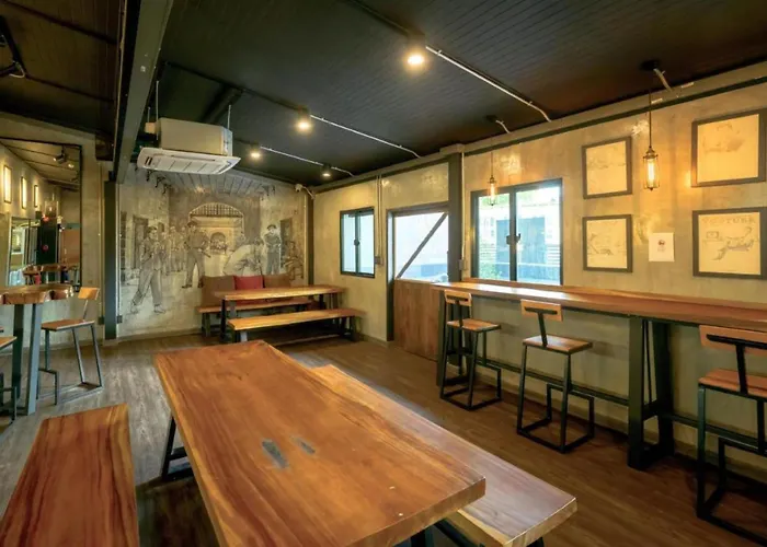 Episode 11 Hostel Sukhumvit Bangkok